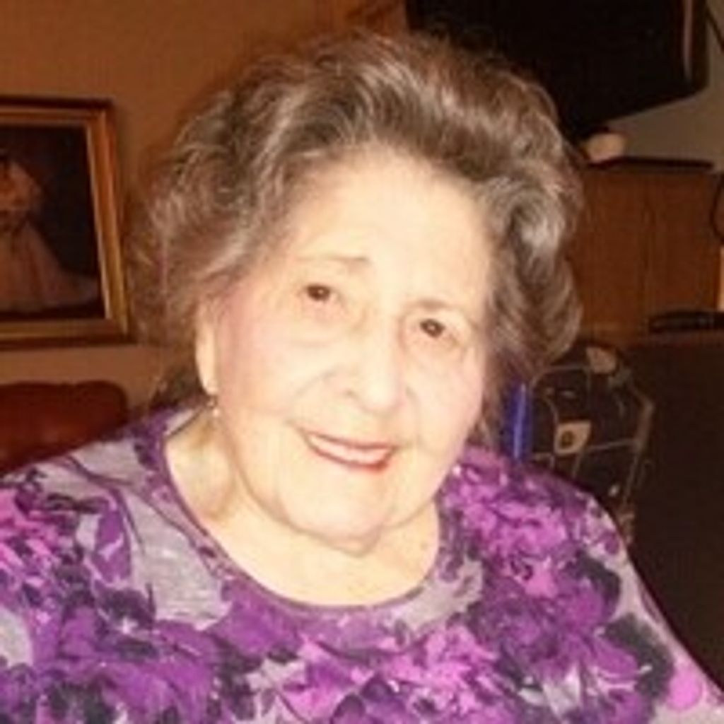Mercedes Napoles