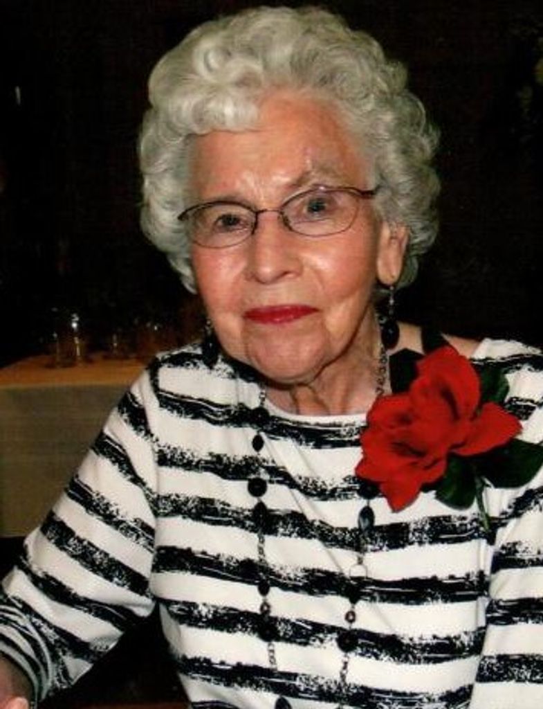 Elizabeth Clements Profile Photo