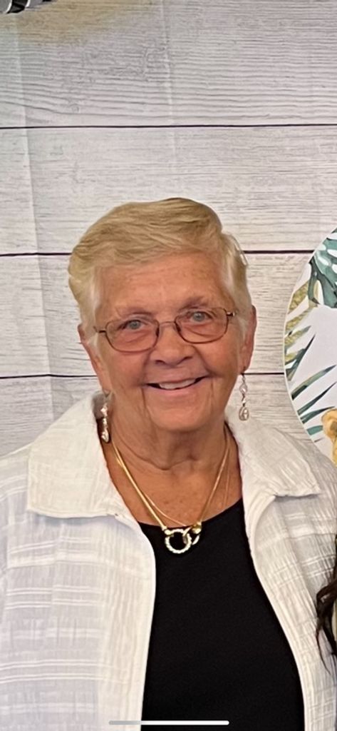 Carol Ann Lamarre (Sarata)