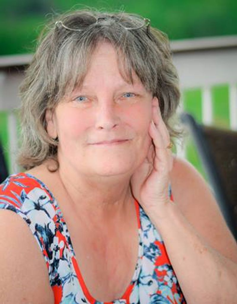 Dorothy E. Thompson Profile Photo