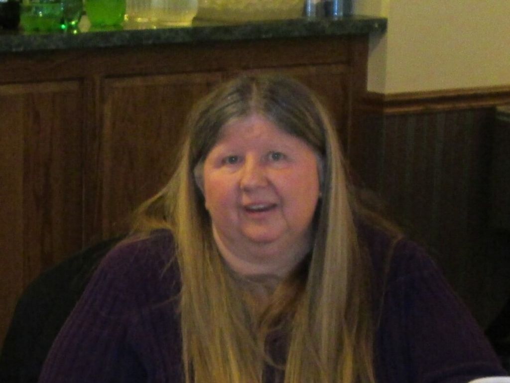 Marilyn "Sue" (Ranes)  Chapman