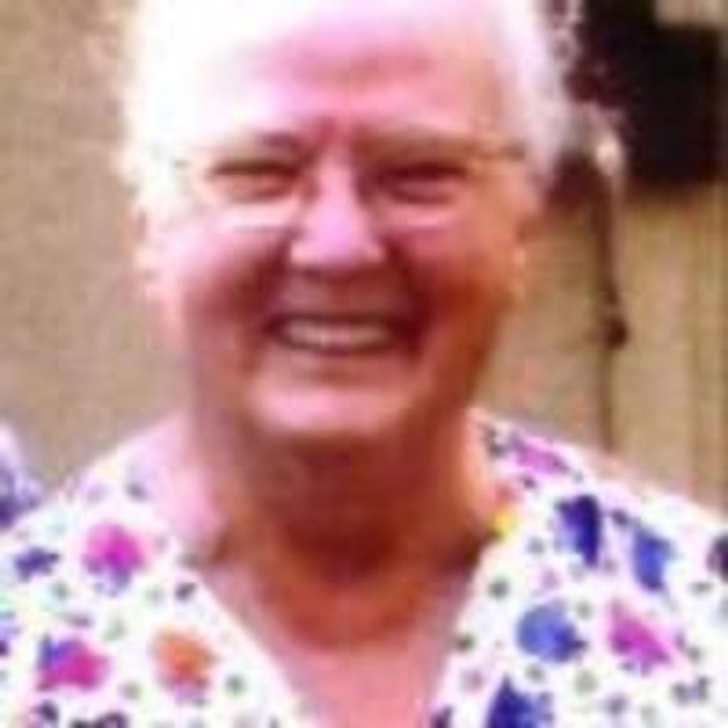 Marie M Macey