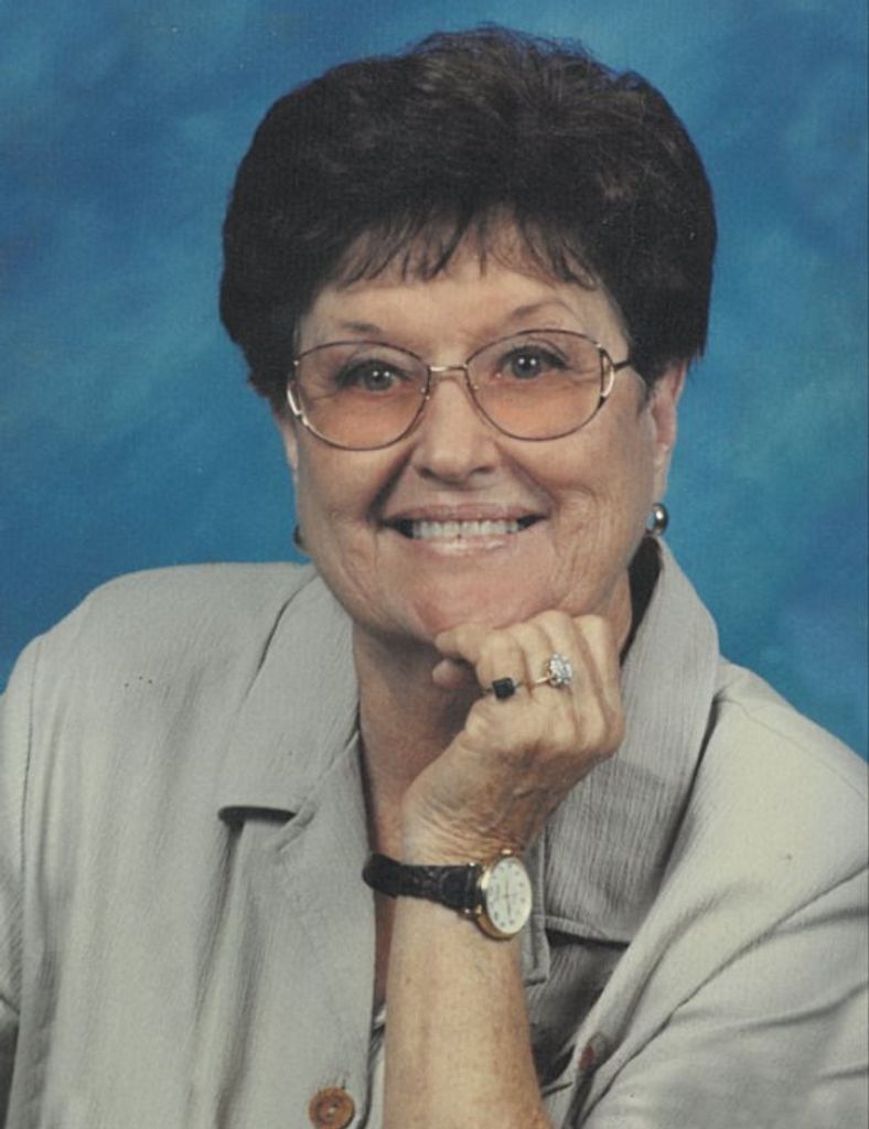 Helen Snowder Profile Photo