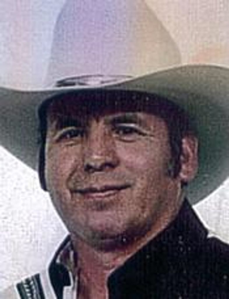 Robert Lara Profile Photo