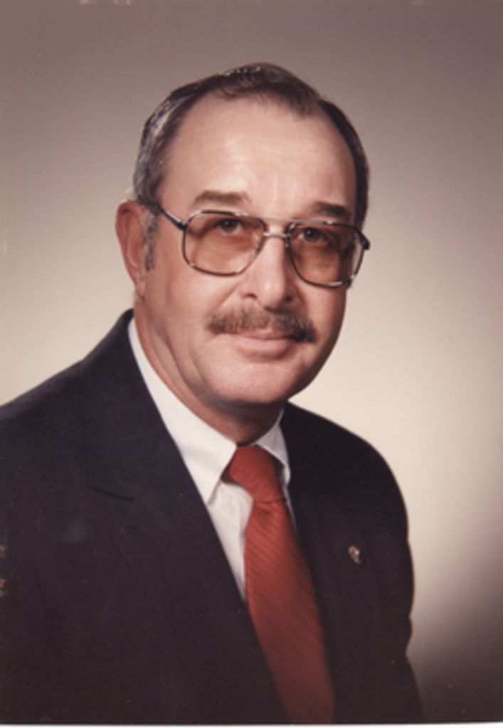 Louie Janousek Profile Photo