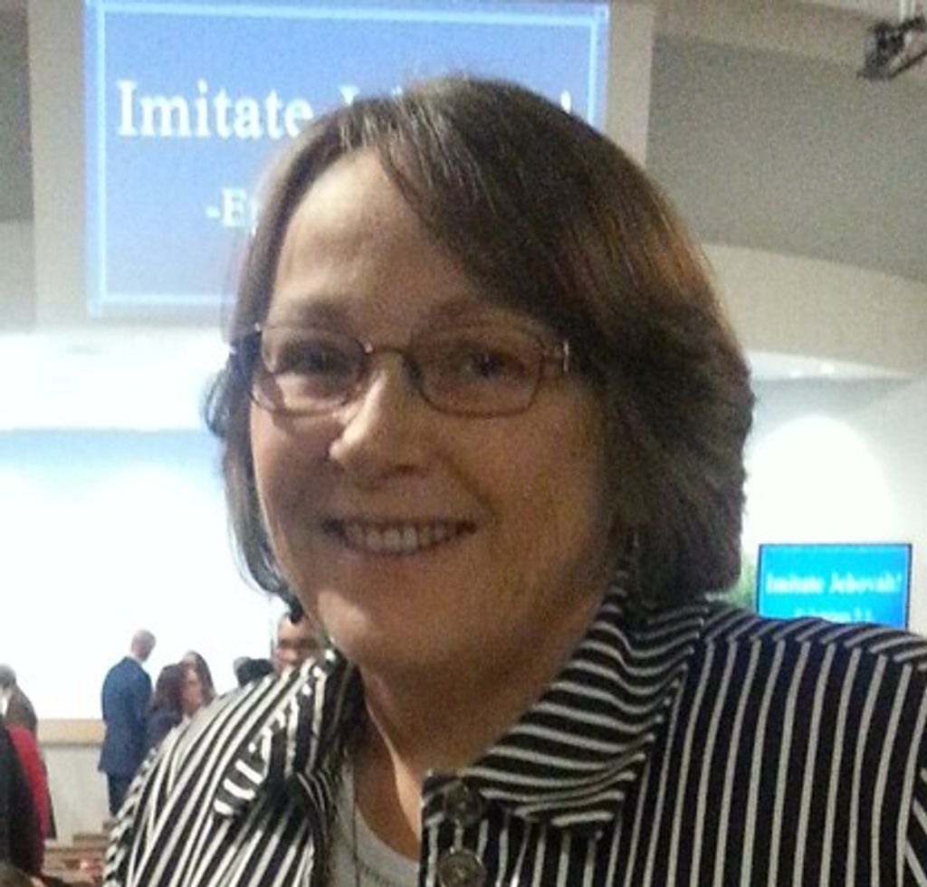 Linda Lee Santiago Profile Photo
