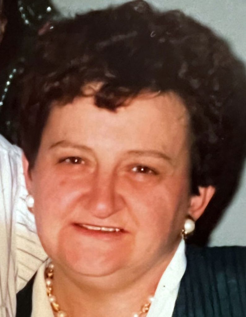 Anne Stella Renkas Profile Photo