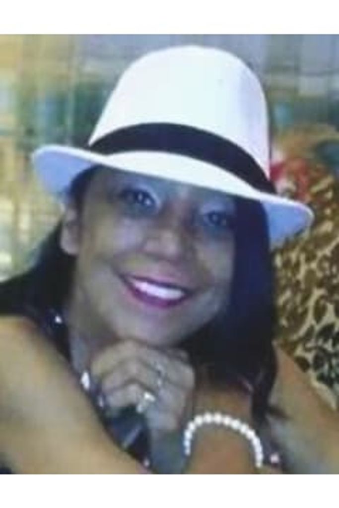 Mrs. Rosemarie  Horton