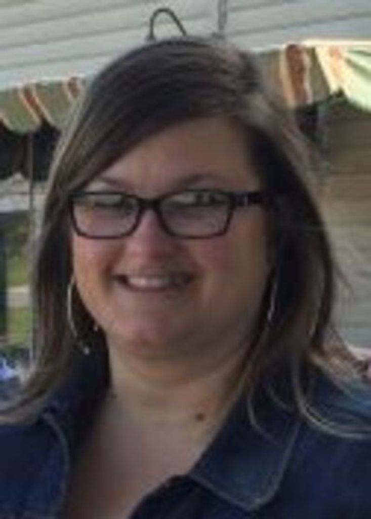 Jennifer Lynn Barnes Profile Photo