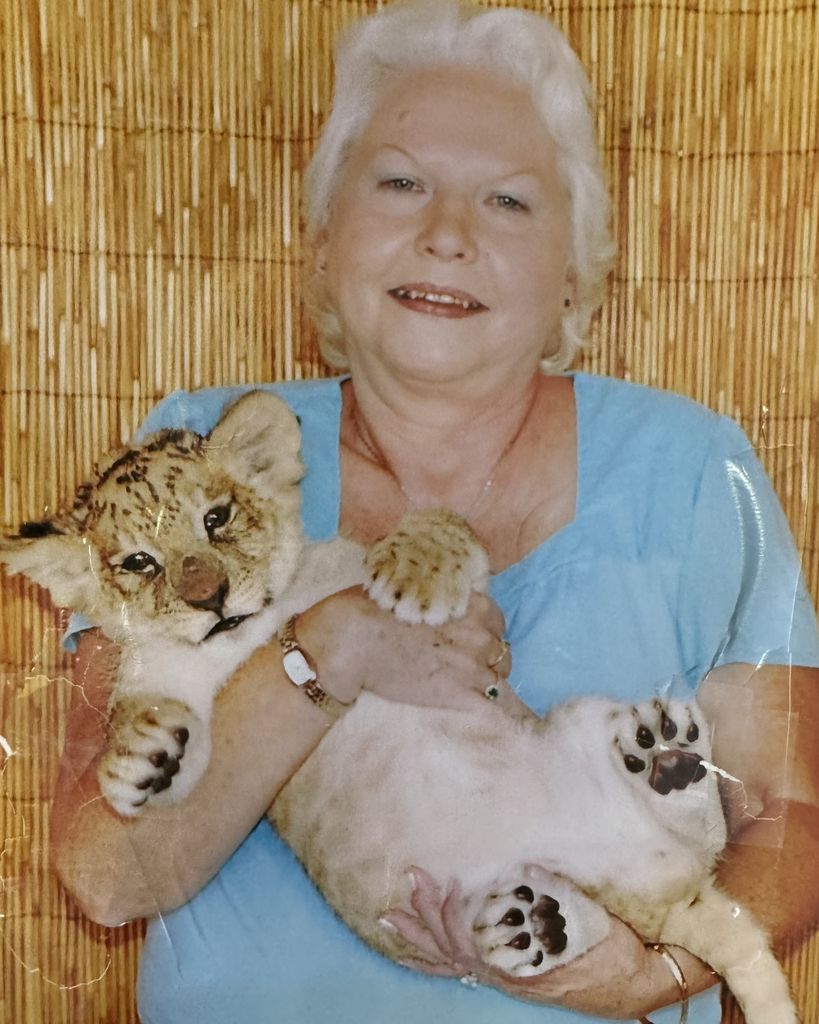 Carol Sue Brown Profile Photo