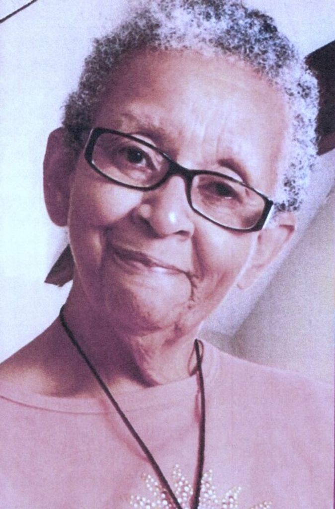 Gwendolyn Lewis Profile Photo