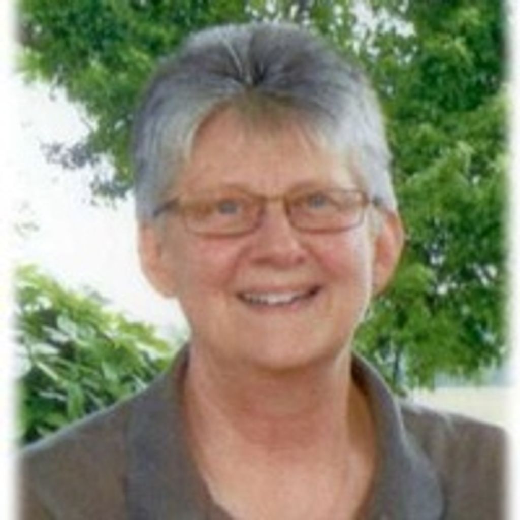 Delores  "Dee" Howell