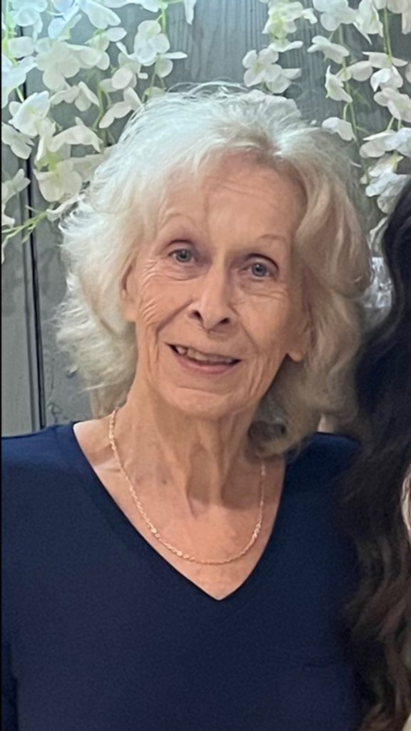 Claudette Varga Profile Photo