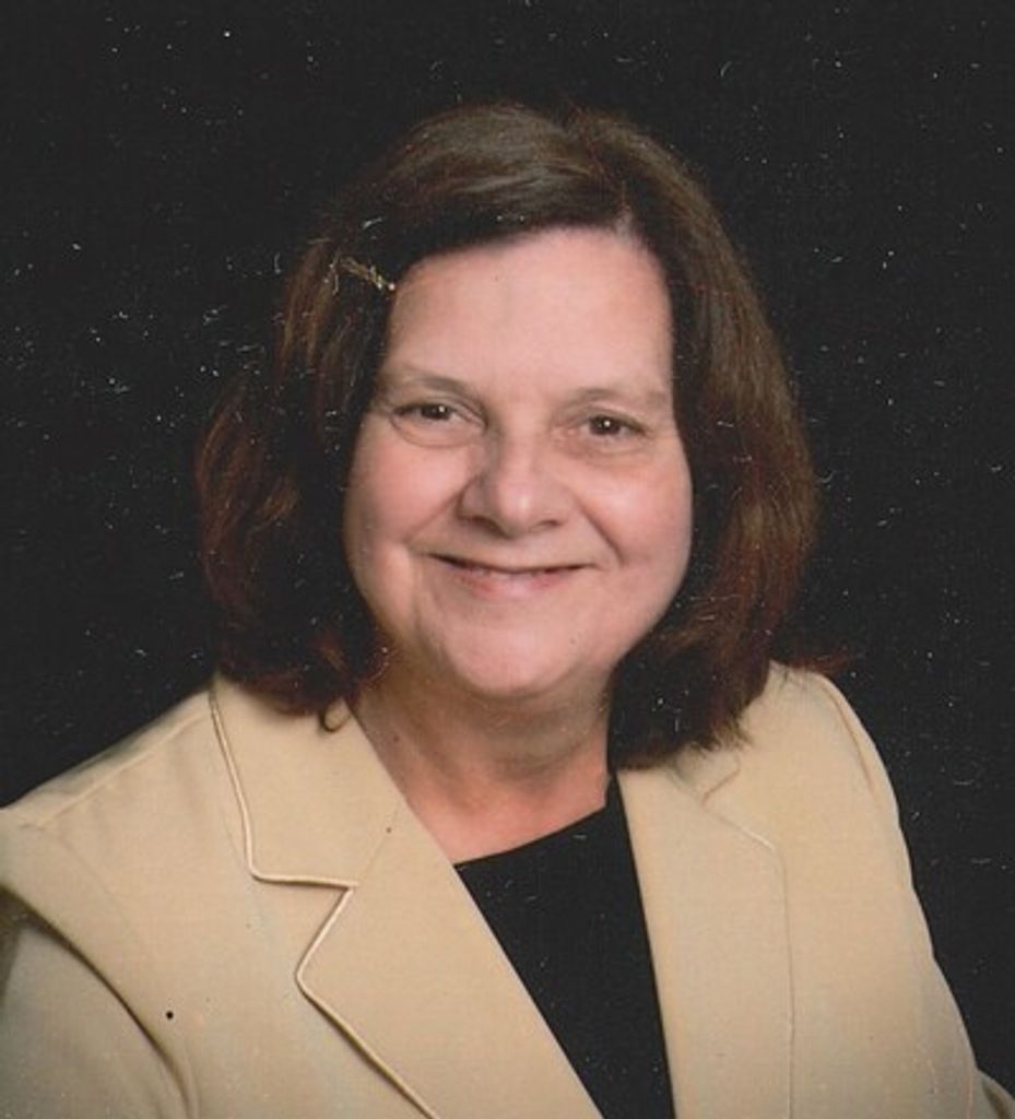 Elizabeth "Beth" Nicholson Linkous