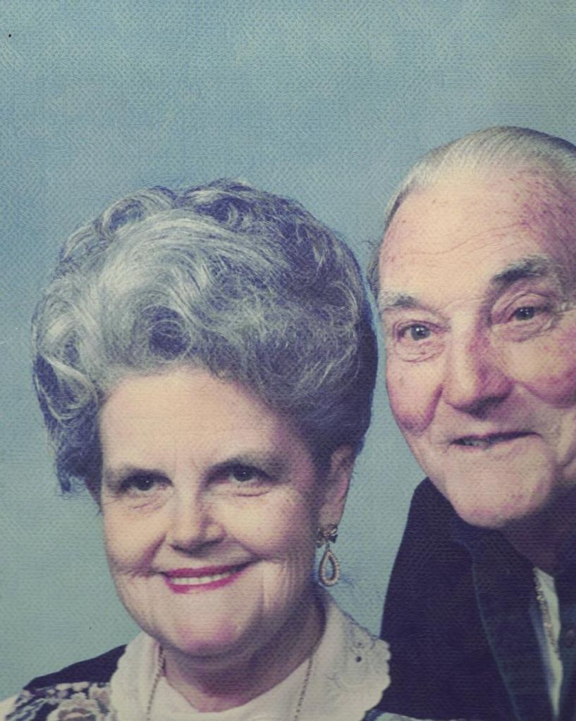 Lucille (Maw Maw) Wallace Profile Photo