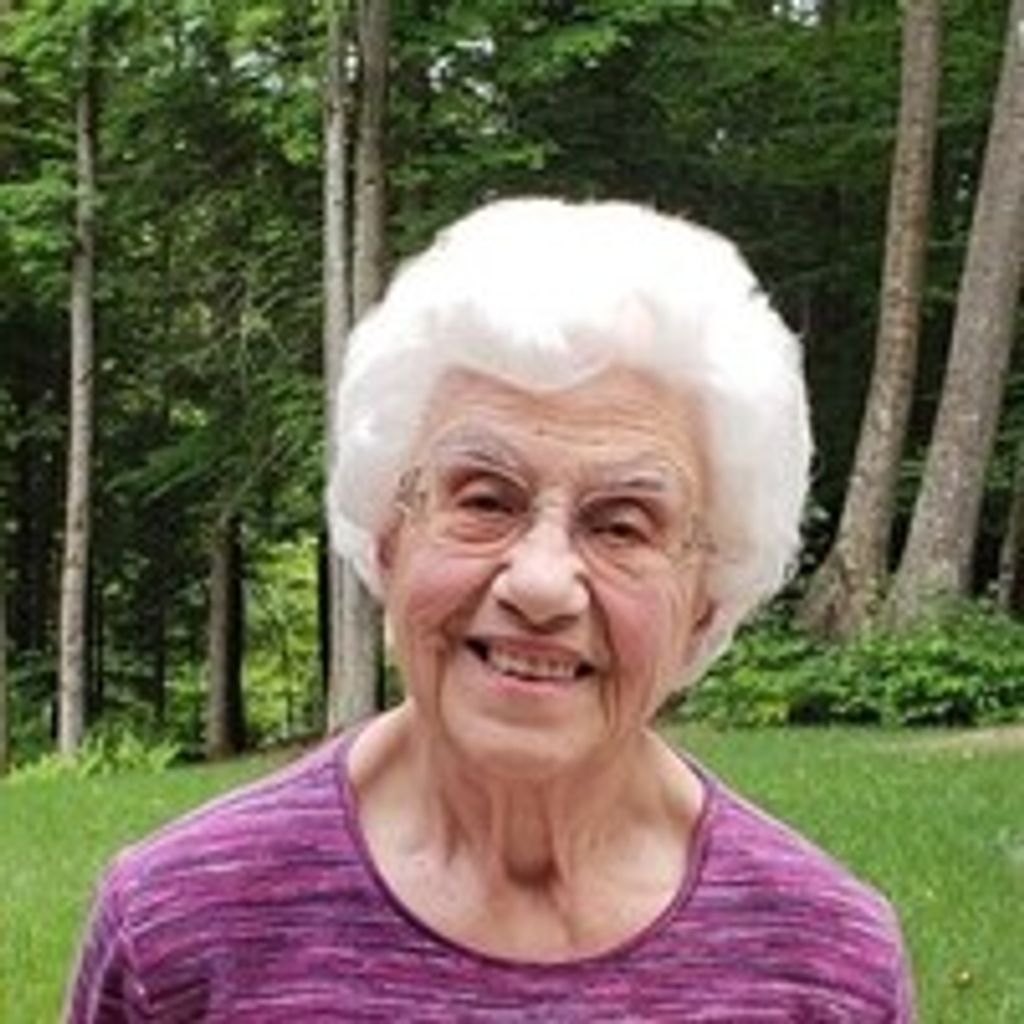 Joan E (Cavanaugh) Pasquariella