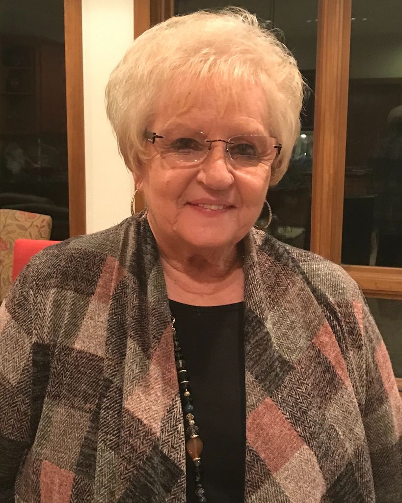 Sletha Lois Sanderson