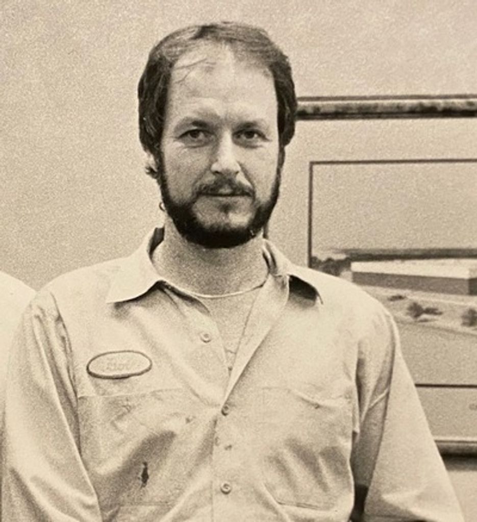 Robert J. Ludwig, Jr. Profile Photo