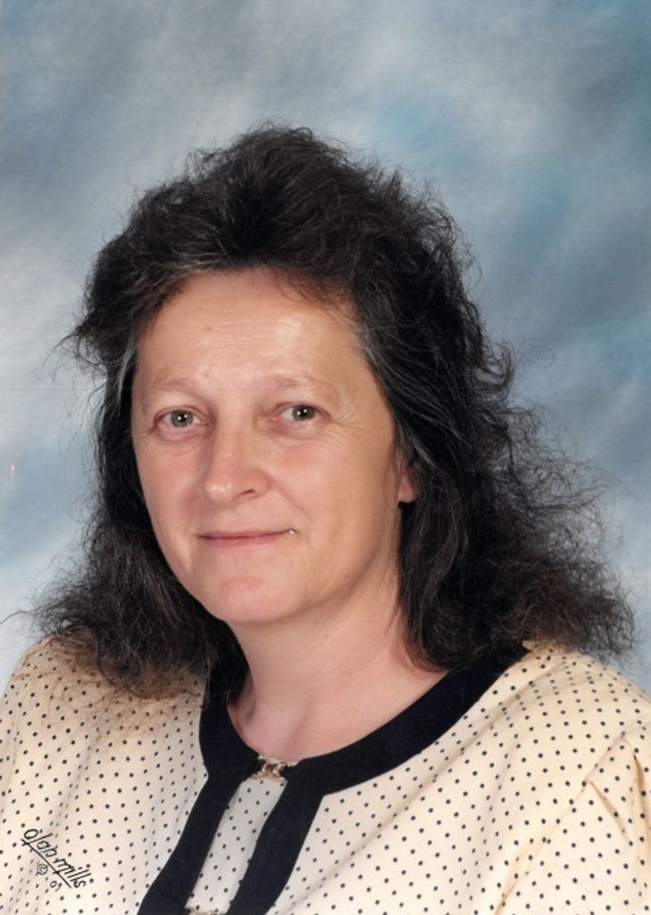 Regina Darlene (Rhinecker)  Garland Profile Photo