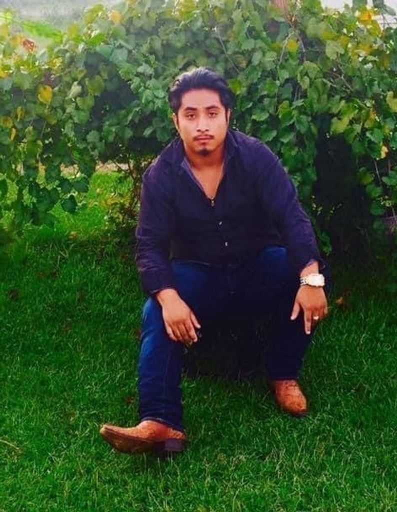 Louis Gomez Profile Photo