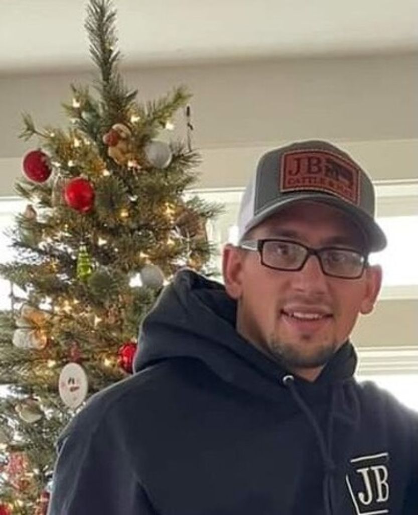 Austin James Blau Profile Photo