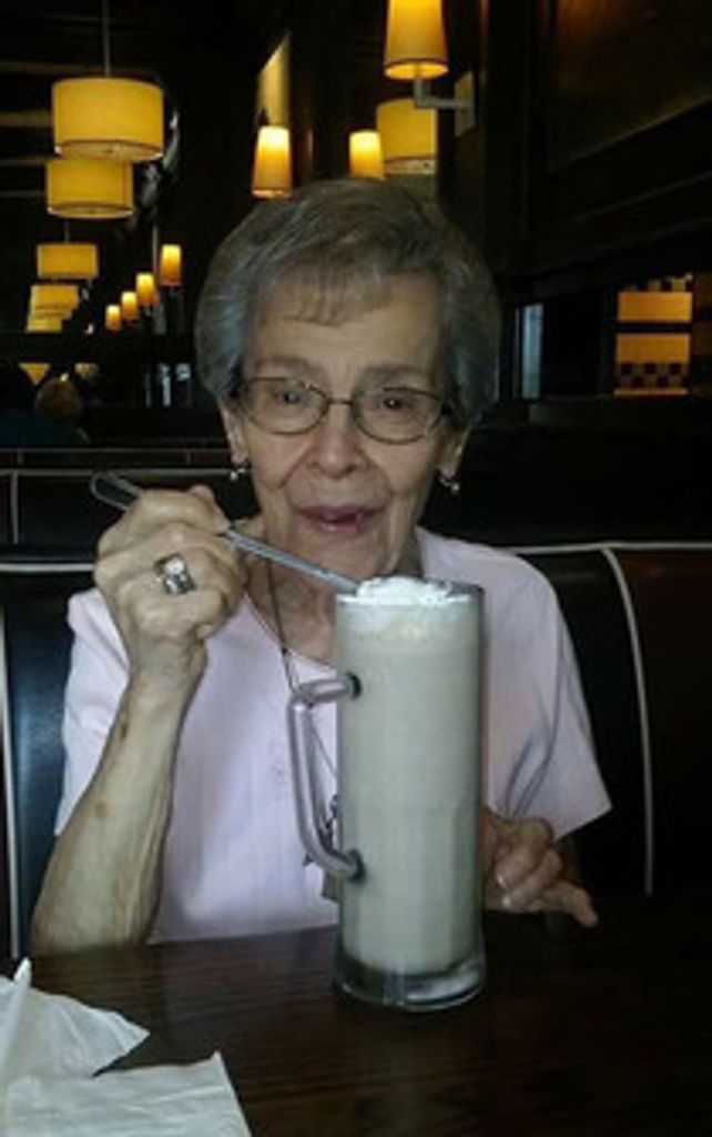 Eleanor M. (Pucci)  Kenst