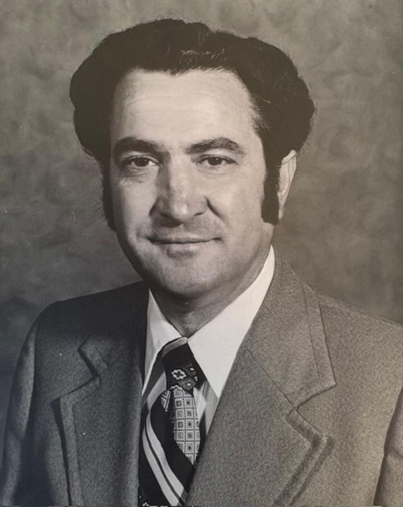 Daymond Dale (Curly) Ennis Profile Photo