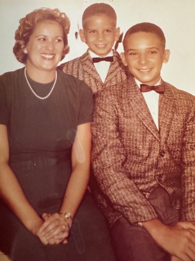 Wanda L. (Bowers)  Longstreth photo gallery thumbnail 4 of 71