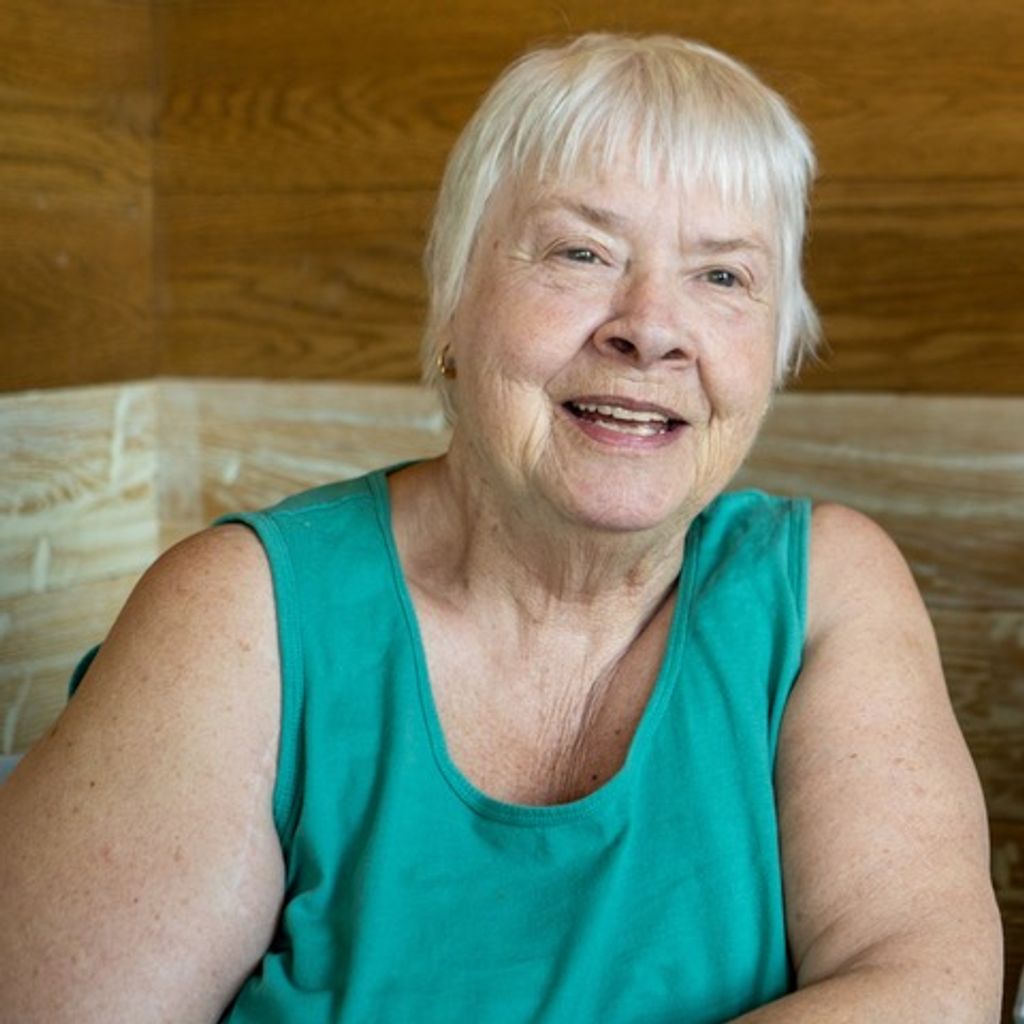 Helen Morar