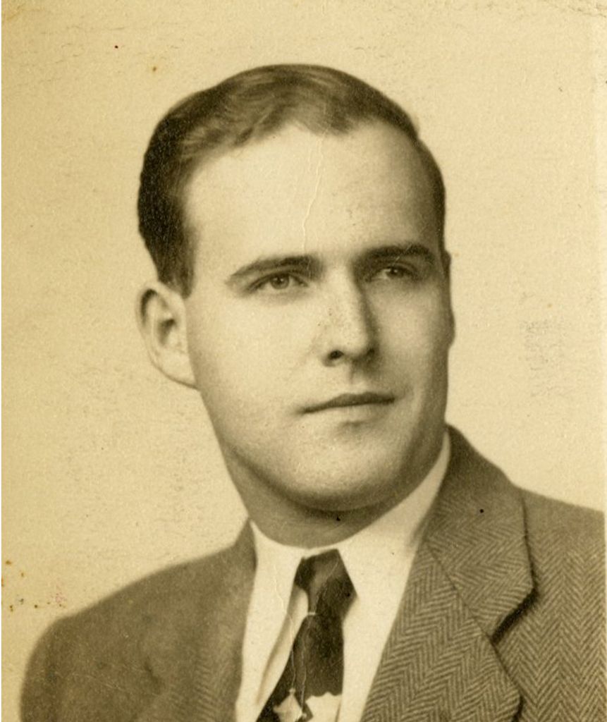 Mr. Kenneth Henderson Lynn