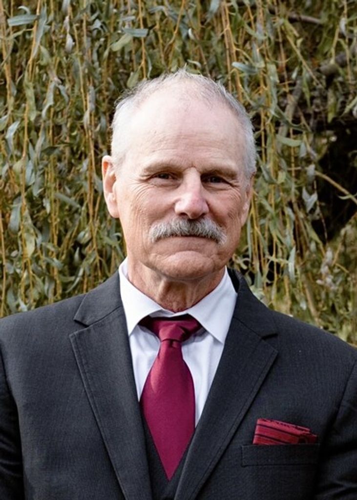 Thomas "Tom" Richard Whiteside Profile Photo