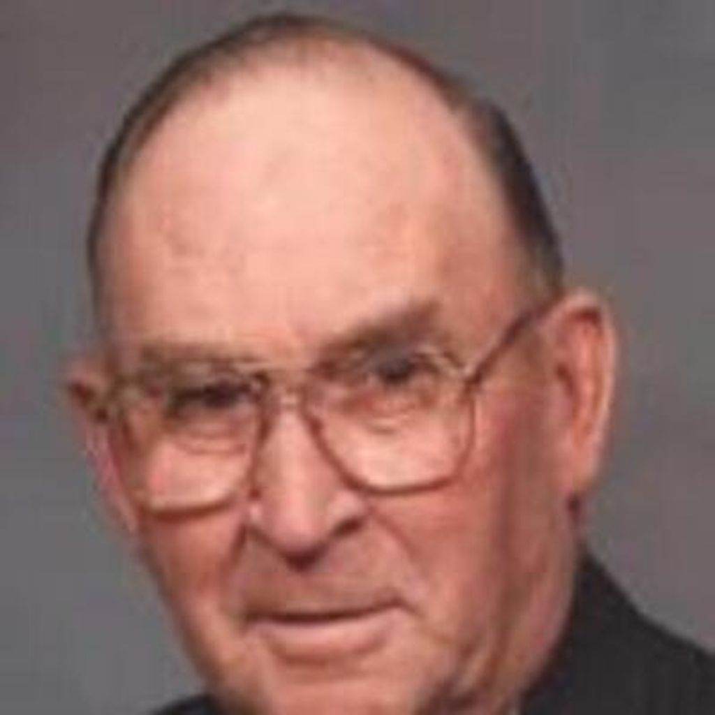 Leonard W. Hoellein