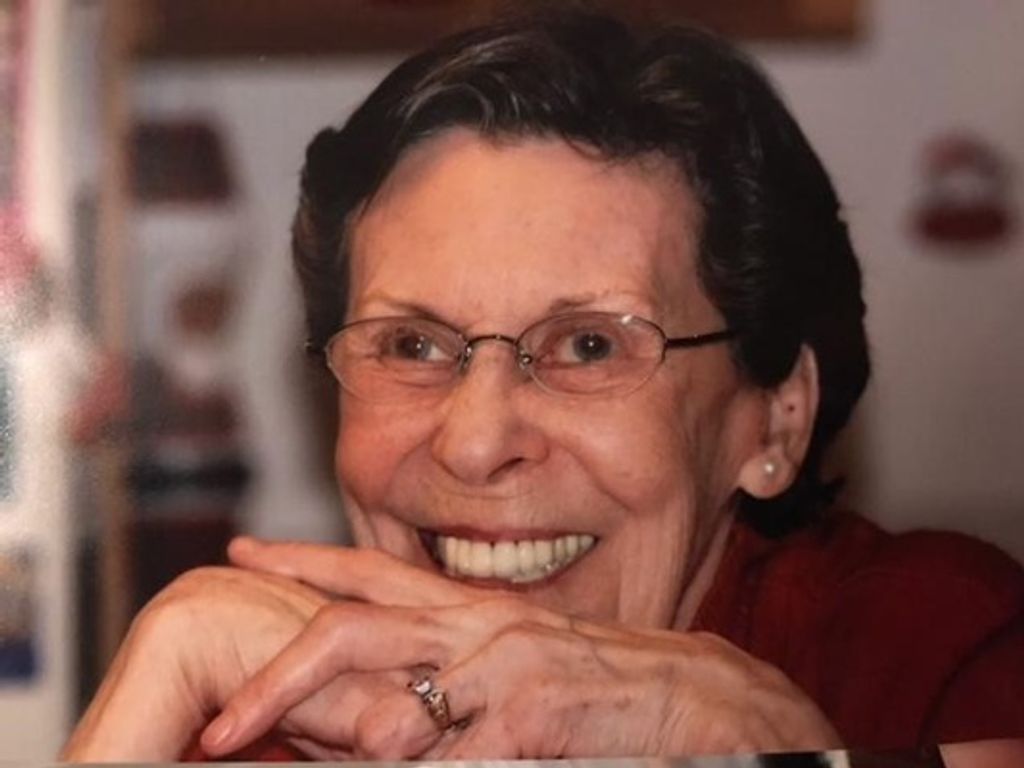 Iris Courtnage Profile Photo
