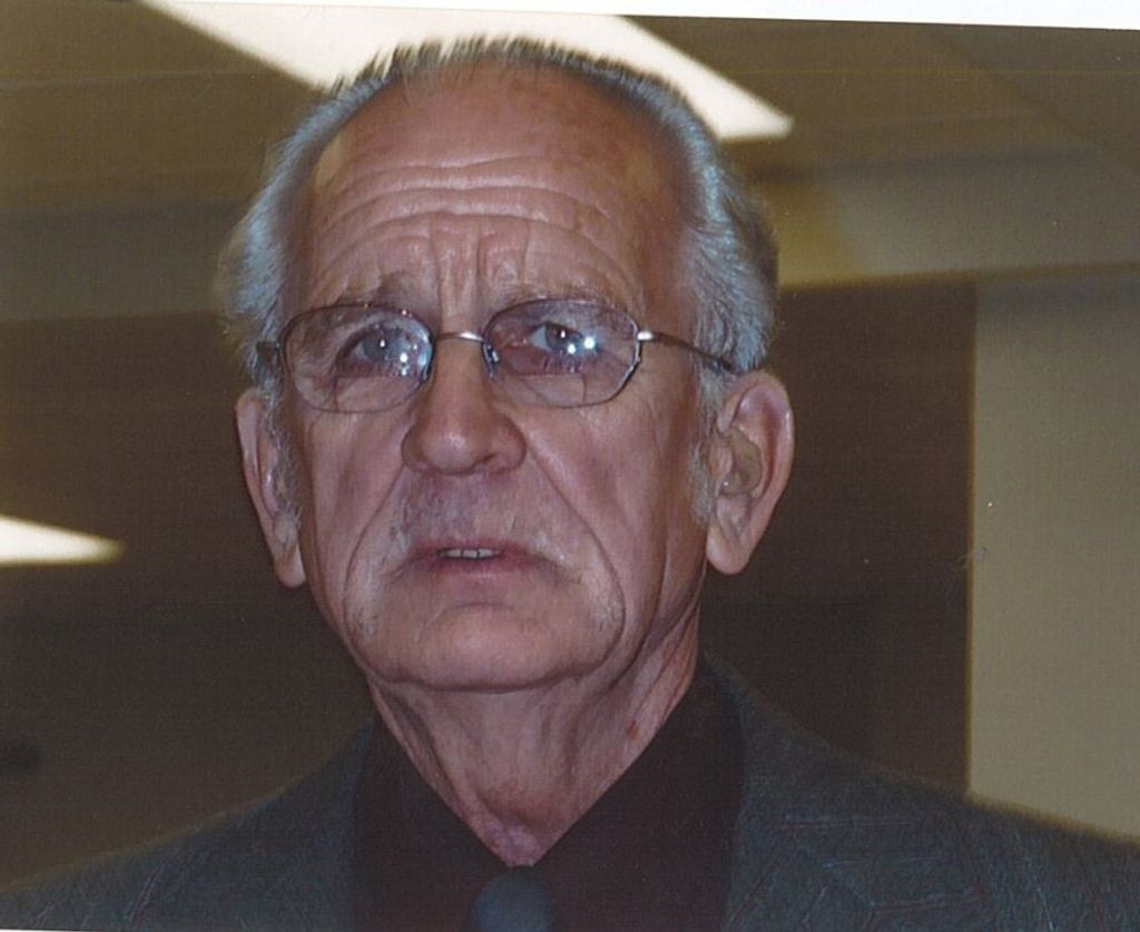 Robert J. "Bob" Dailey
