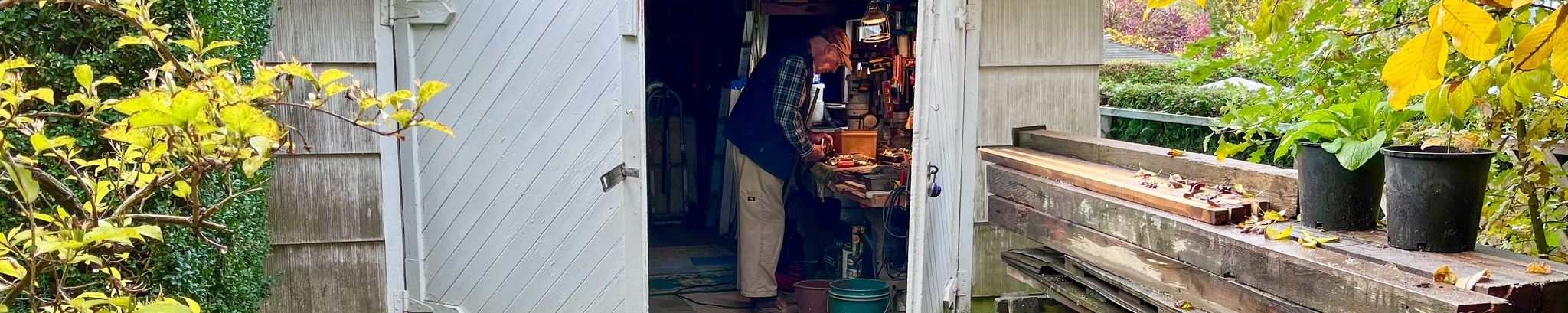 Cover for Bill Hamilton's Obituary