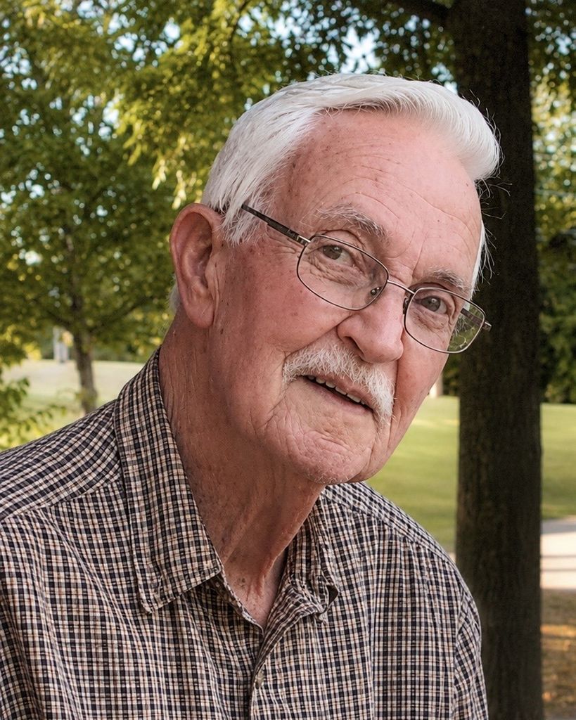 Robert E. Kelly