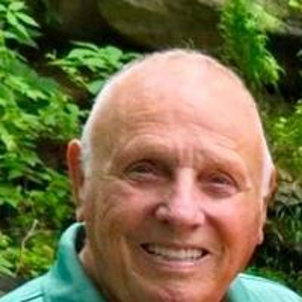 Robert "Bob" Gentry