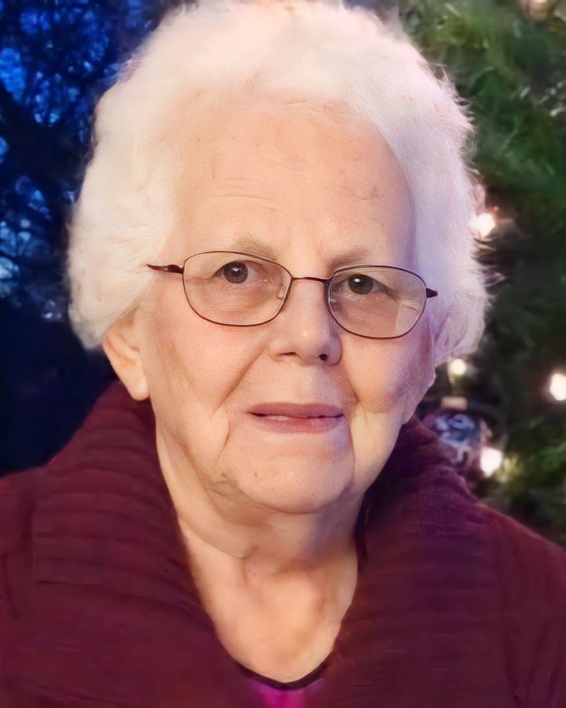 Edna Mae (Rosenau) Norheim Profile Photo