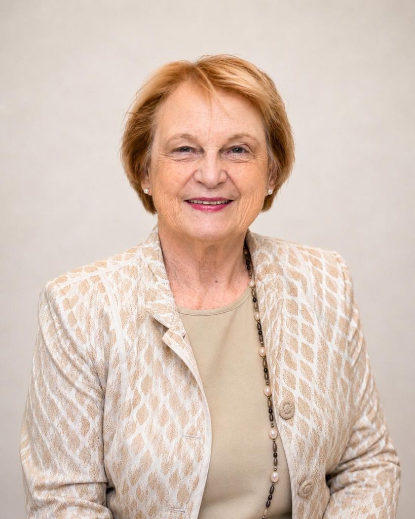 Mary E. Szrom Profile Photo