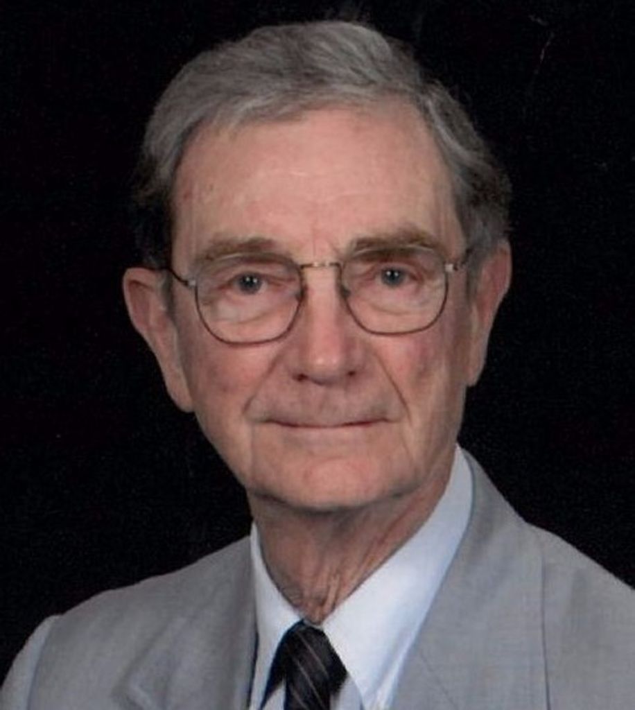 William "Bill" Tracy Moore