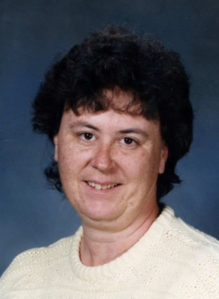 Cindy (Cummins)  Kemp