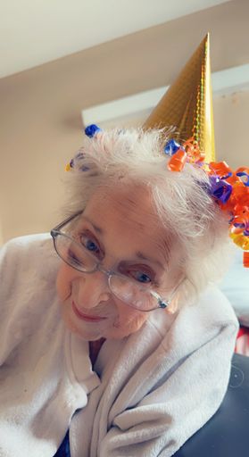 Wanda L. (Bowers)  Longstreth photo gallery thumbnail 20 of 71
