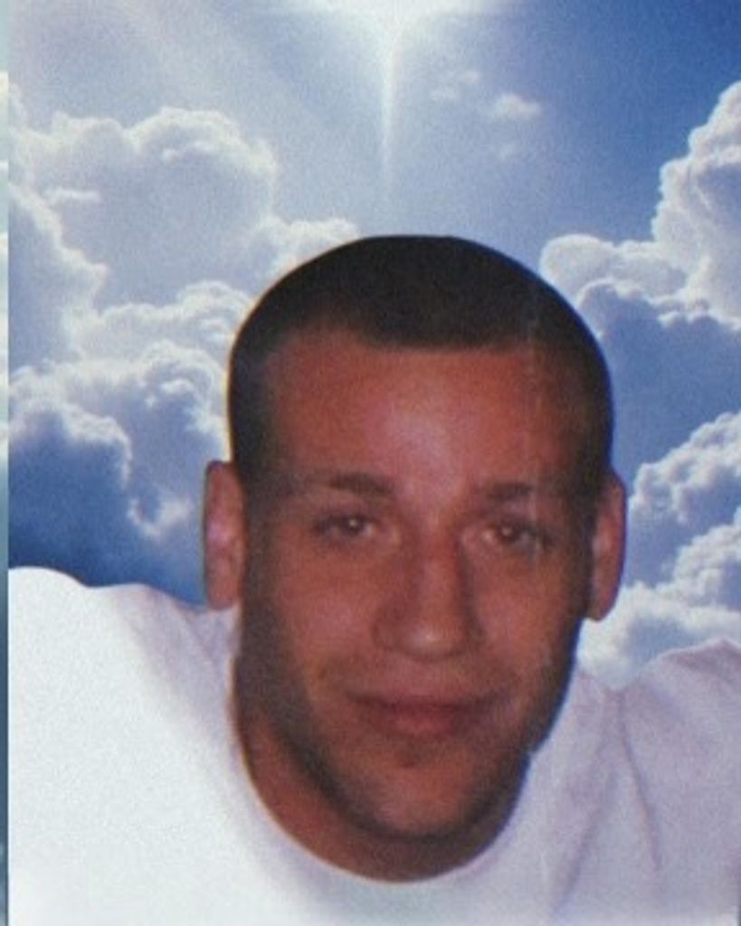 Ross Nicholas Brown Profile Photo