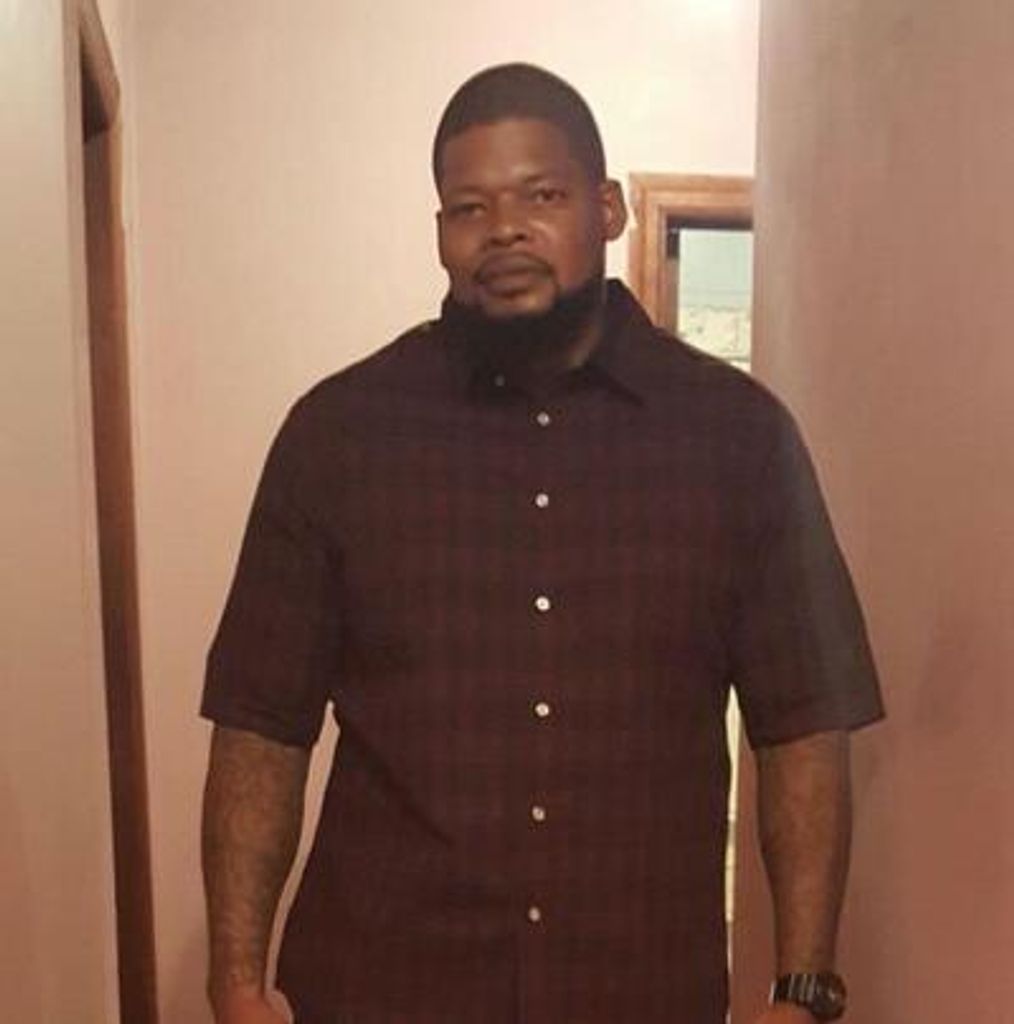 Eric Donnell Bates Profile Photo