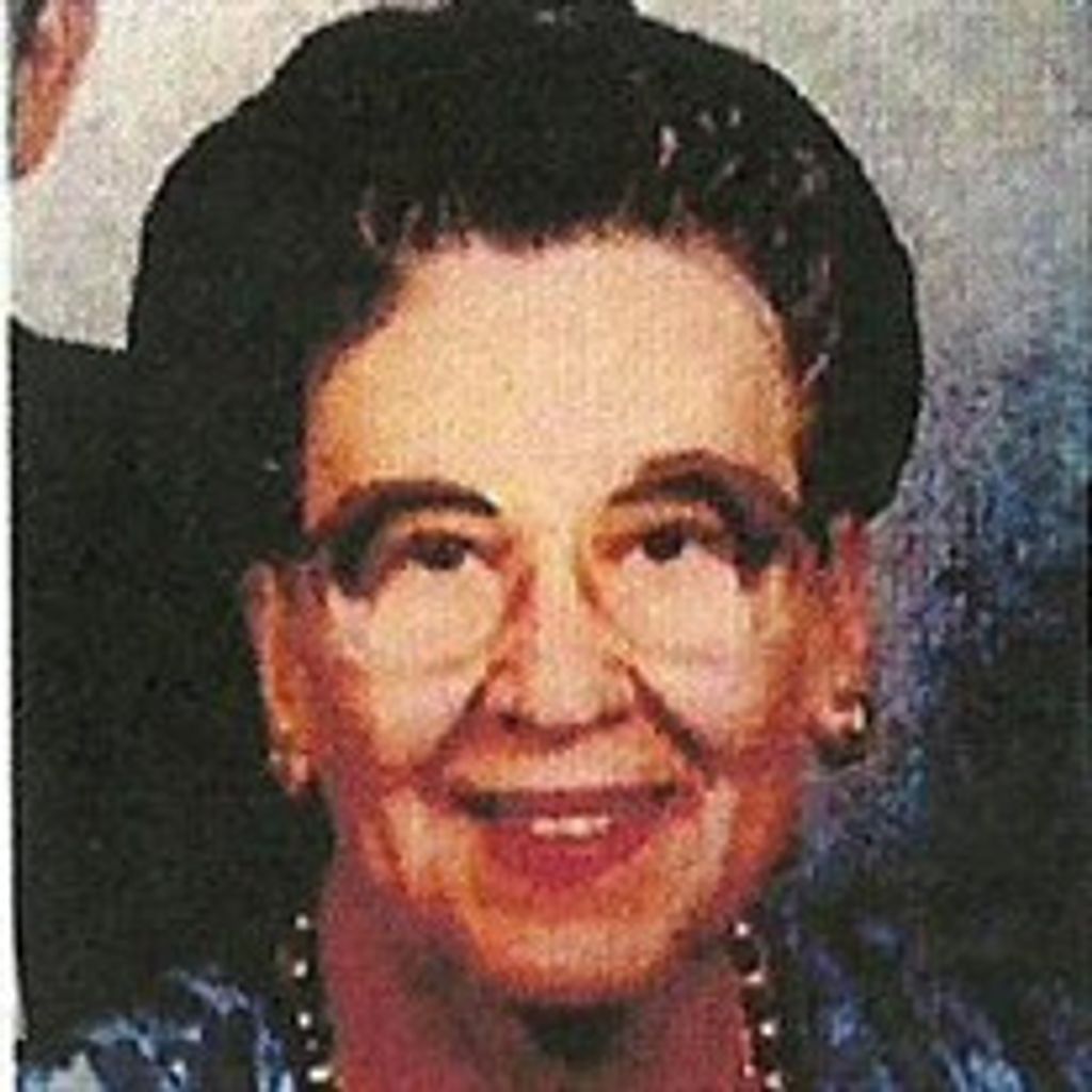 Manuela R. Perez