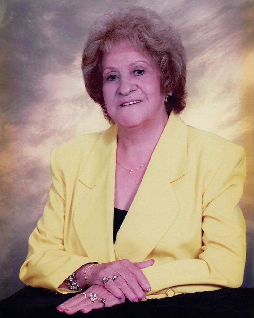 Ofelia C. "Shorty" Reyes (Jaramillo)