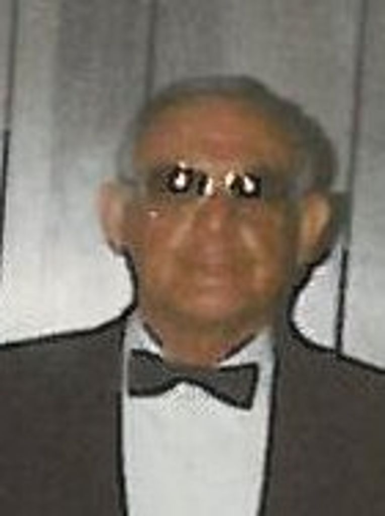 Thomas Manos