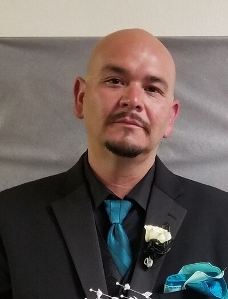 Michael Mike Moreno Profile Photo