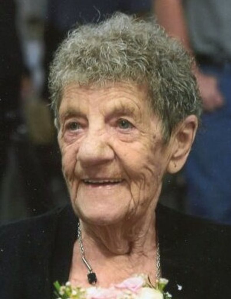 Emma Cecil Profile Photo