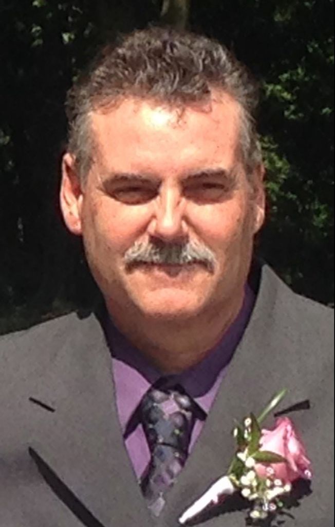 Richard Ric Edmund Devries Profile Photo